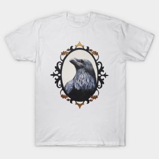 Raven - bird portrait T-Shirt